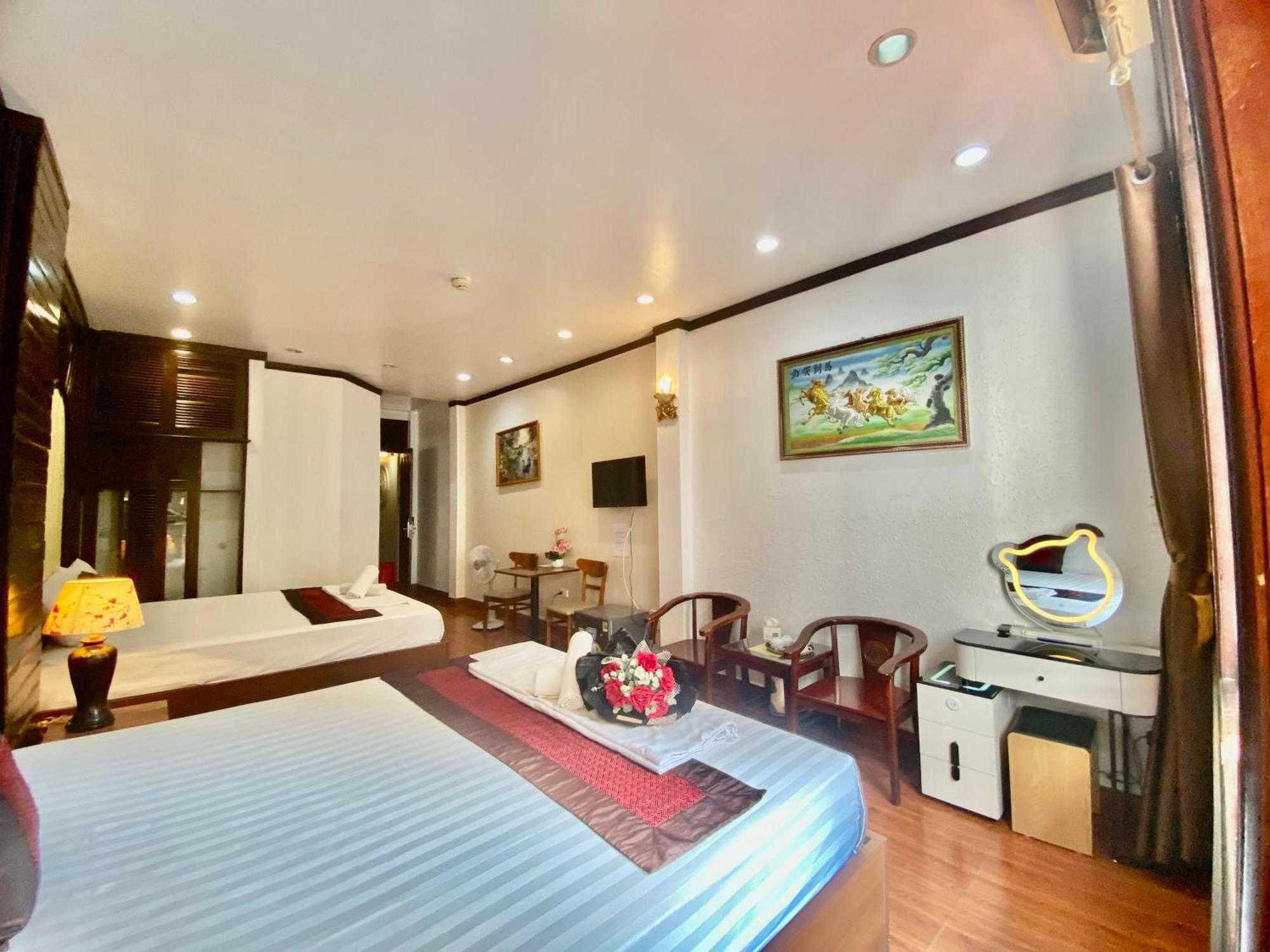 Impressive Boutique Hotel Ханой Экстерьер фото